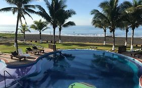 Utz Tzaba Beach Hotel